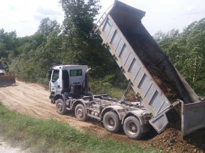 Nákladná autodoprava