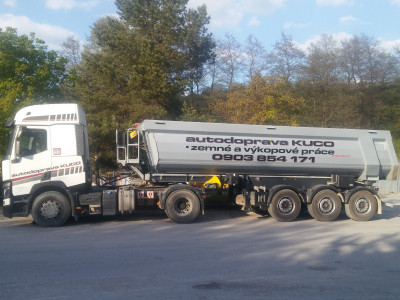 Nákladná autodoprava