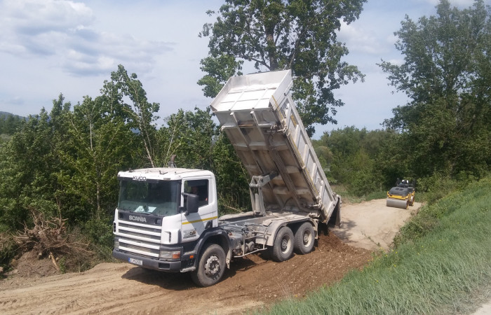 Nákladná autodoprava